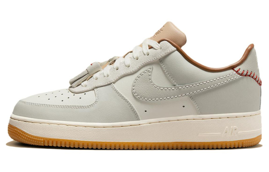 ナイキ エアフォース1 Nike Air Force 1 Low "Leather Tassles" HF5697-001
