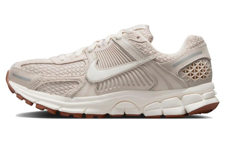 ナイキ ボメロ Nike Women's Zoom Vomero 5 "Light Orewood Brown" FZ3780-101