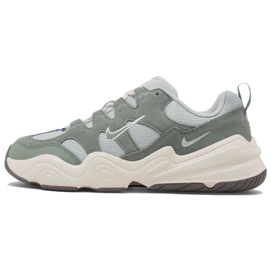 ナイキ Nike Women's Tech Hera "Light Silver/Mica Green" DR9761-001