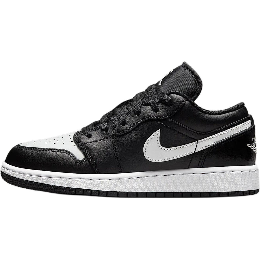 エアジョーダン1 Nike GS Air Jordan 1 Low "Black/Summit White" 553560-043