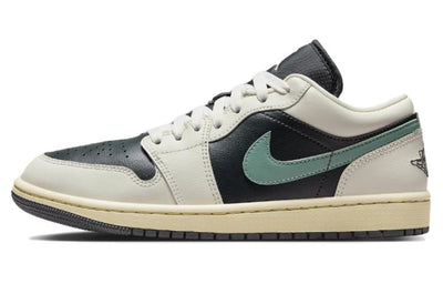 エアジョーダン1 Nike Women's Air Jordan 1 Low "Jade Smoke" DC0774-001