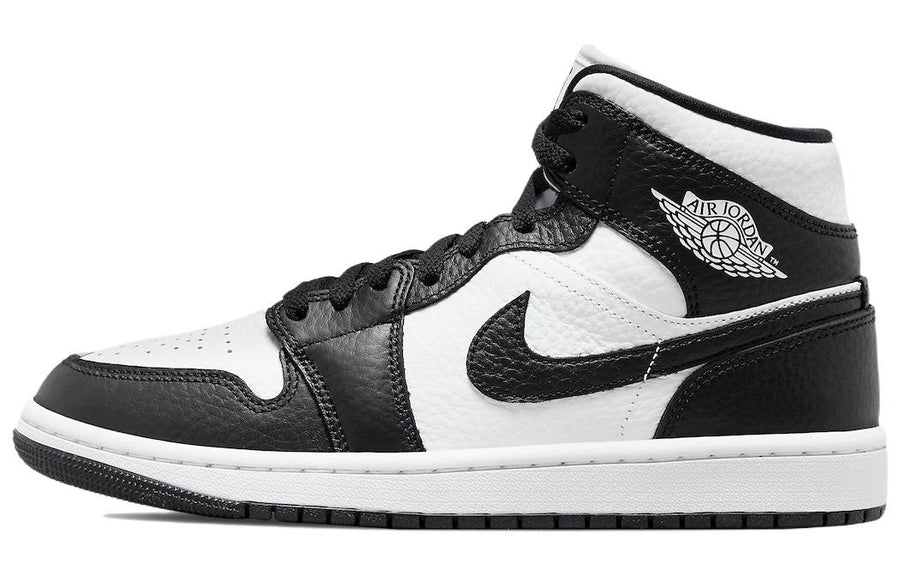 エアジョーダン1 Nike Women's Air Jordan 1 Mid "Homage" DR0501-101