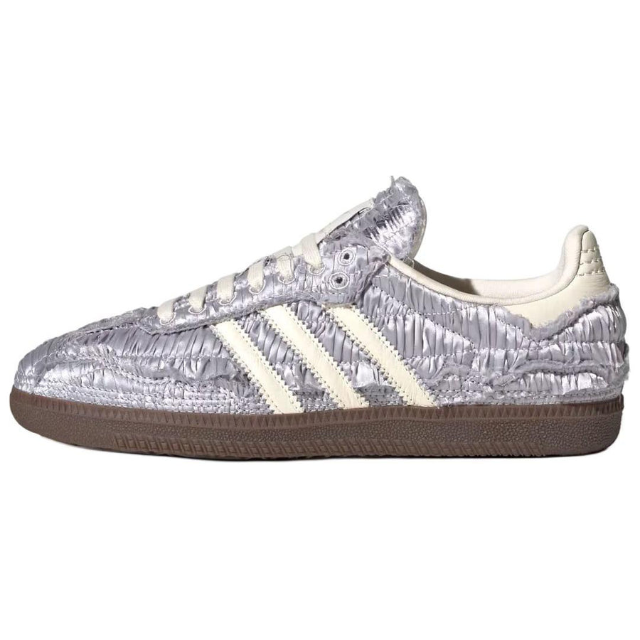 アディダス サンバ Caroline Hu × adidas Women's Samba "Silver Metallic/Cream White/Gum" JP9283