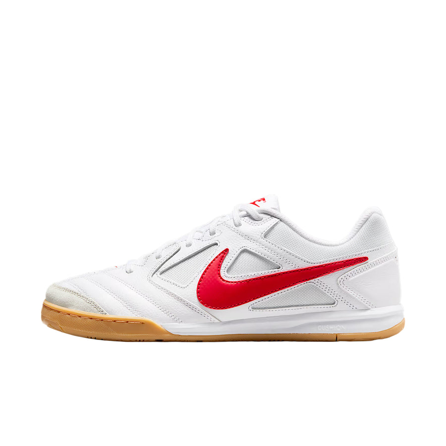 ナイキ Nike Gato "White/Gum Yellow/Photon Dust/University Red" HQ6019-102