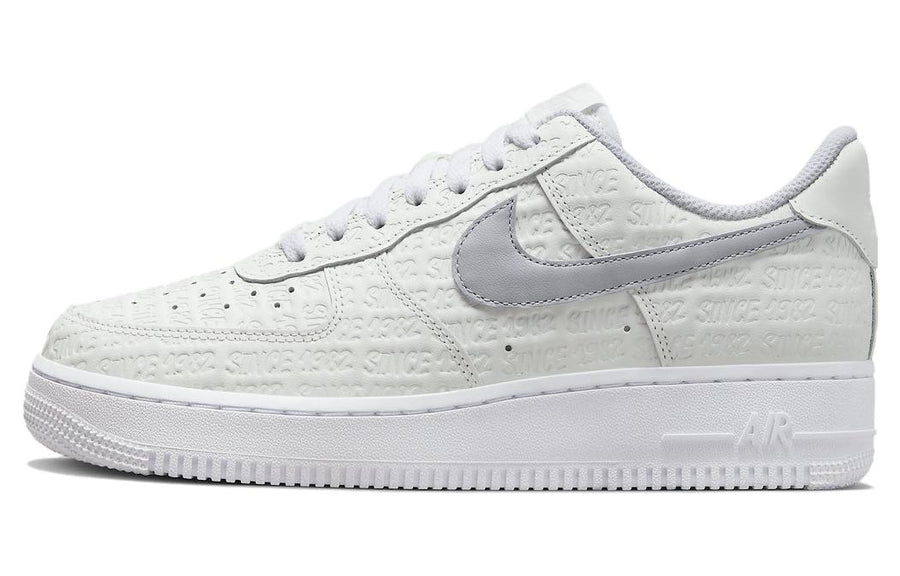 ナイキ エアフォース1 Nike Women's Air Force 1 Low "Since 1982" FJ4823-100