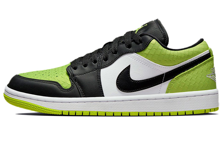 エアジョーダン1 Nike Women's Air Jordan 1 Low "Vivid Green Snakeskin" DX4446-301