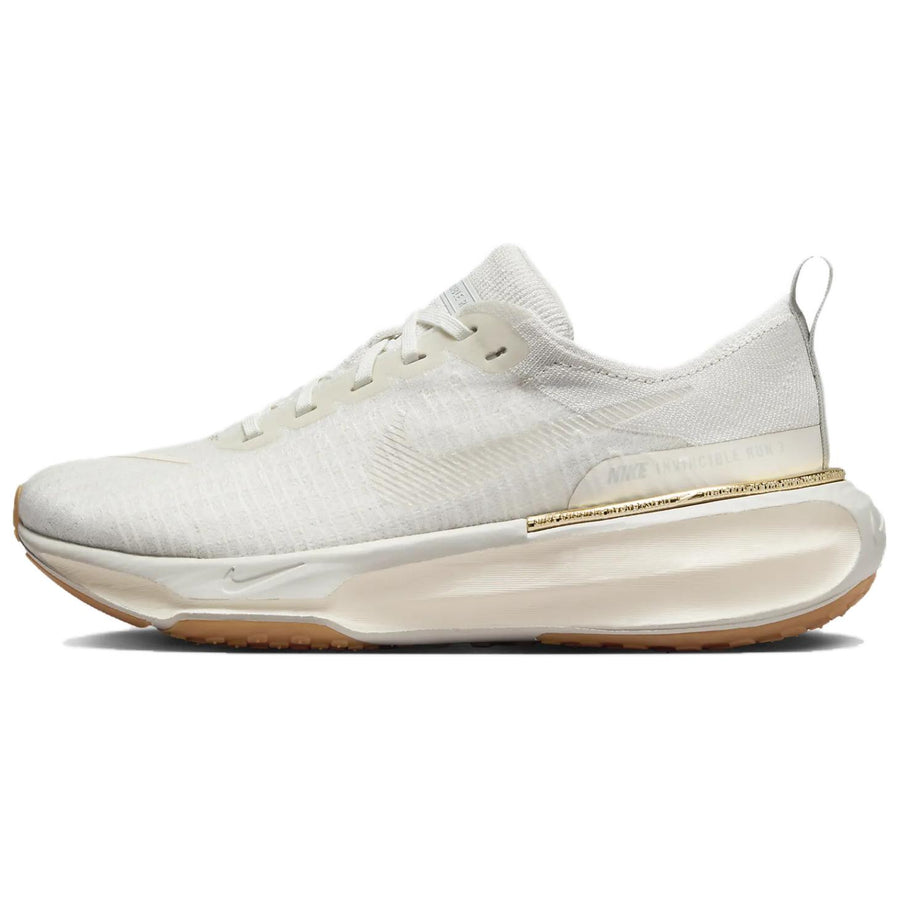 ナイキ Nike Women's Invincible 3 "Light Bone/Sail/Gum Light Brown/Pale Ivory" DR2660-008