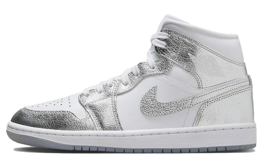 エアジョーダン1 Nike Women's Air Jordan 1 Mid SE "Metallic Silver" FN5031-100