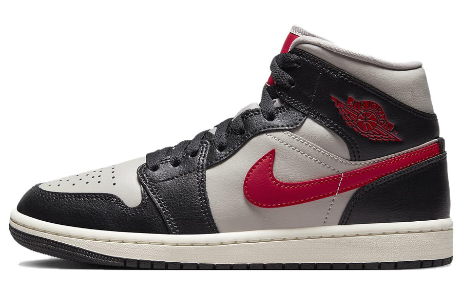 エアジョーダン1 Nike Women's Air Jordan 1 Mid "Black/Grey/Gym Red" BQ6472-060