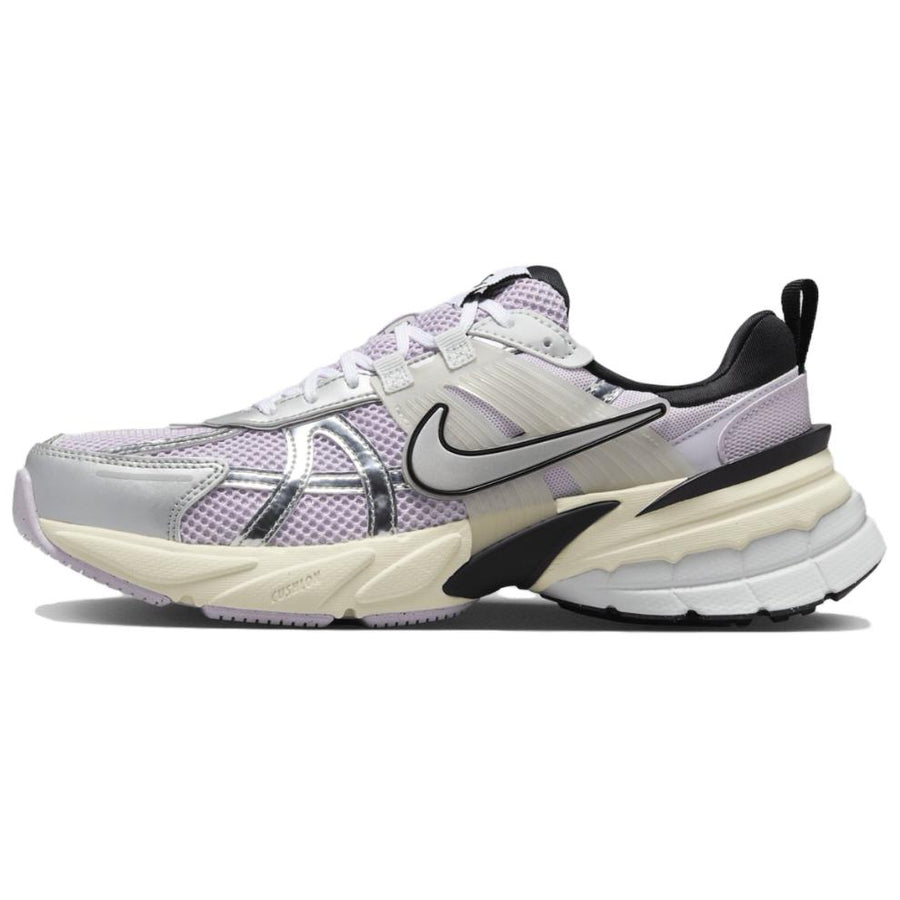 ナイキ V2K ラン Nike Women's V2K Run "Doll/Black/Barely Grape/Metallic Silver" HF1876-500
