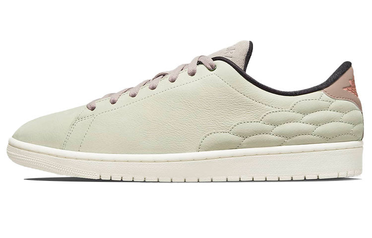 エアジョーダン1 Nike Air Jordan 1 Low Centre Court "Light Bone" DO7443-061