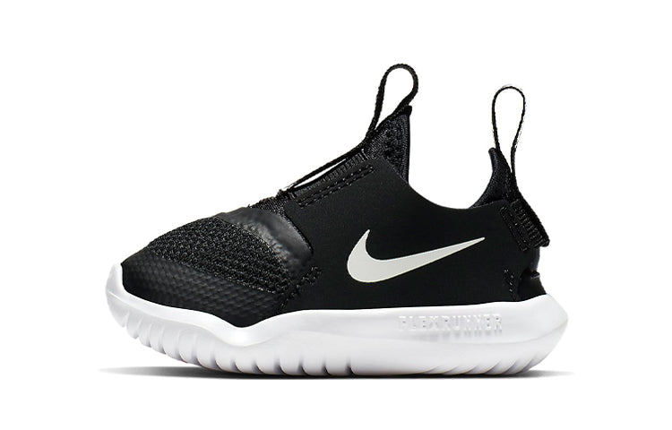 ナイキ Nike TD Flex Runner "Black/White" AT4665-001