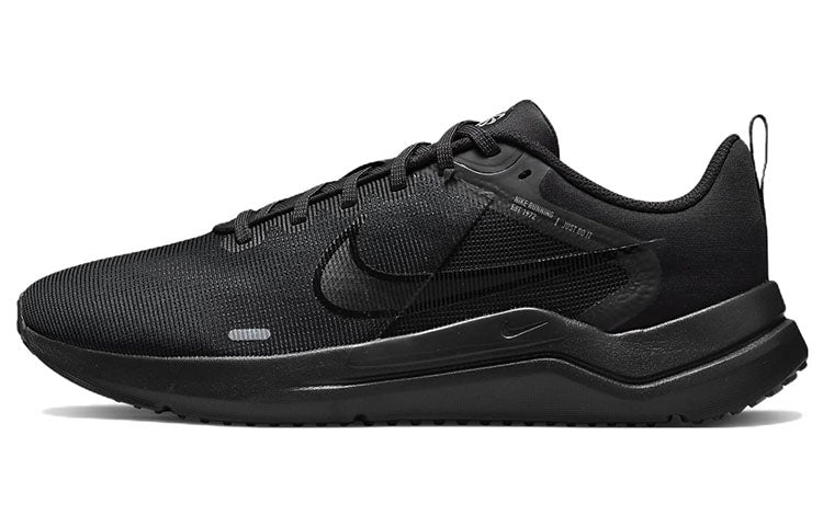 ナイキ ダウンシフター Nike Downshifter 12 "Black/Particle Grey/Dark Smoke Grey" DD9293-002