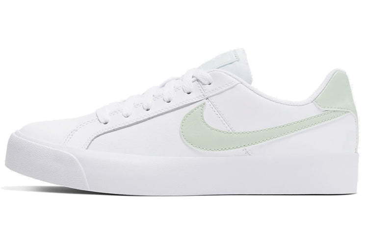 ナイキ Nike Women's Court Royale AC "White/Pistachio Frost" AO2810-111