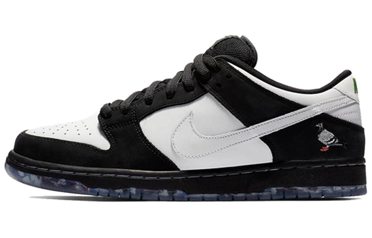 ナイキ SB ダンク STAPLE × Nike SB Dunk Low "Pigeon Black/White" BV1310-013