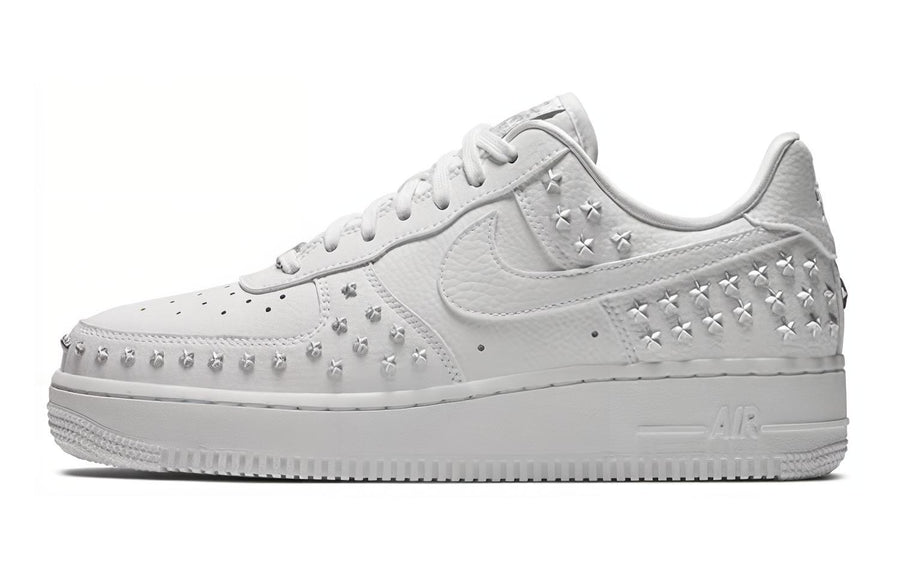 ナイキ エアフォース1 Nike Women's Air Force 1 Low Star Studded "White" AR0639-100