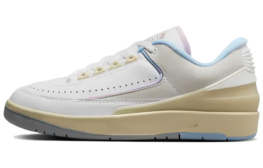 エアジョーダン2 Nike Women's Air Jordan 2 Retro Low "Summit White and Ice Blue" DX4401-146