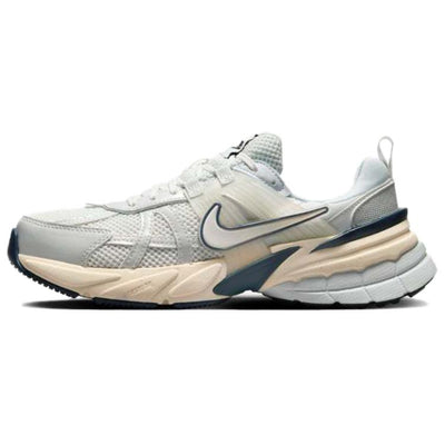 ナイキ V2K ラン Nike Women's V2K Run "Platinum Tint" FD0736-004