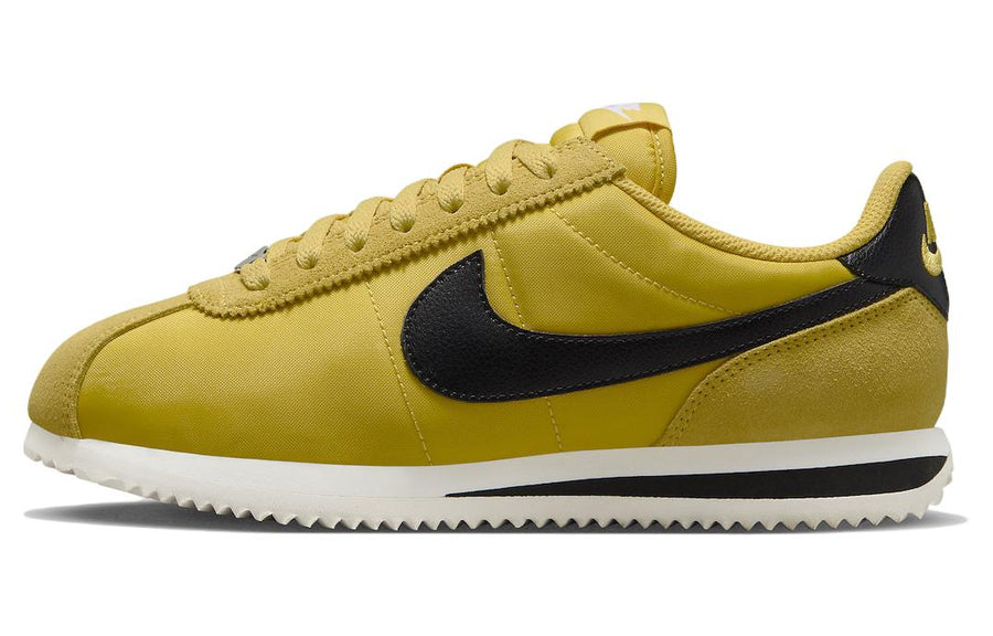 ナイキ コルテッツ Nike Women's Cortez "Vivid Sulfur" DZ2795-700