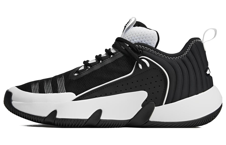 アディダス トレイ ヤング adidas Trae Unlimited "Core Black/Footwear White" HQ1020