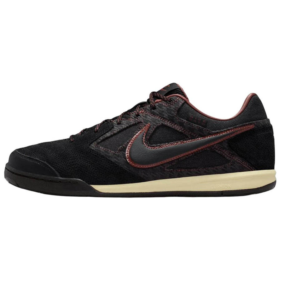 ナイキ Nike Gato "Black/Red Sepia/Light Bone/Off Noir" IB6650-001