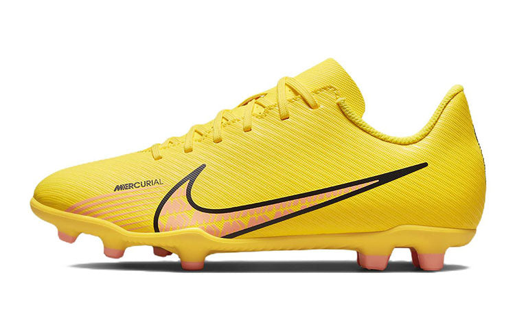 ナイキ マーキュリアル Nike GS Mercurial Vapor 15 Club "Yellow Strike/Sunset Glow" DJ5958-780
