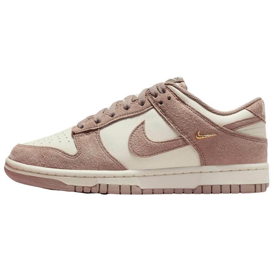 ナイキ ダンク Nike Women's Dunk Low "Malt Gold/Mini Swoosh" IB4417-105