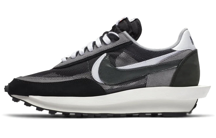 ナイキ sacai × Nike LD Waffle "Black" BV0073-001