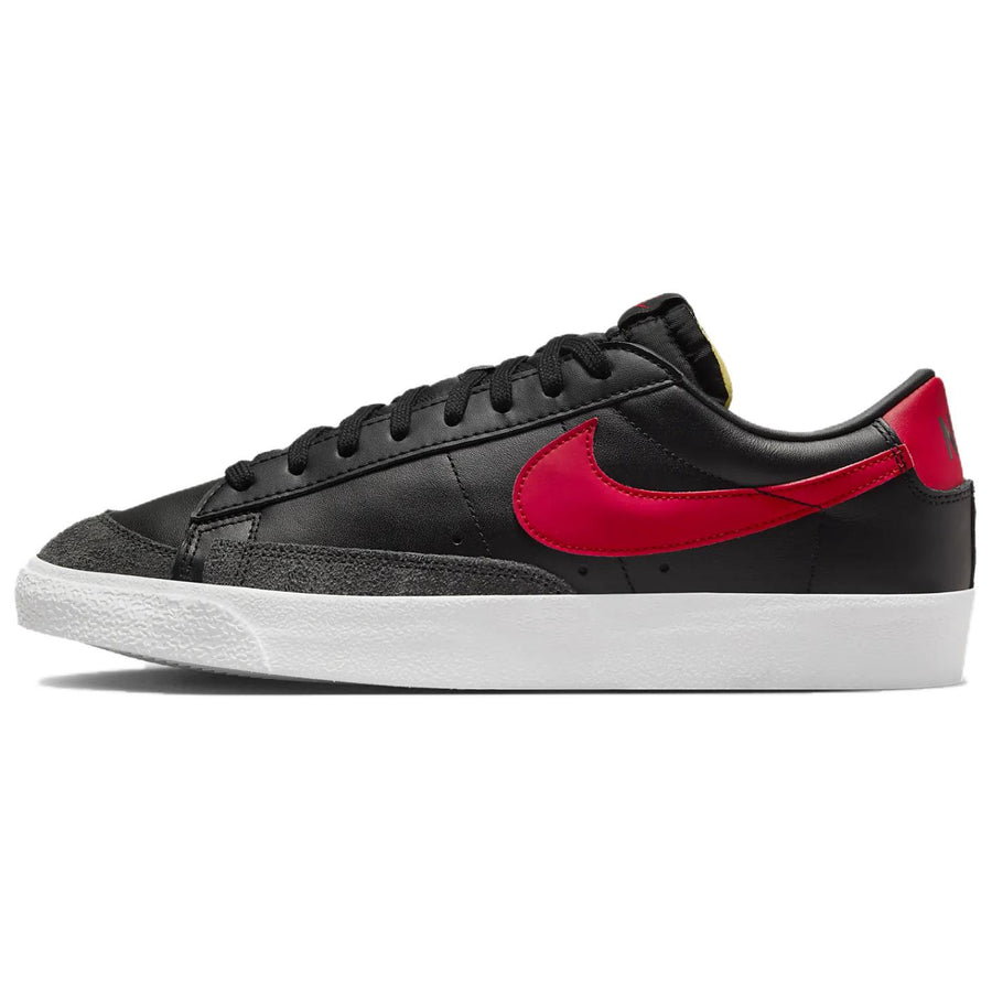 ナイキ ブレーザー Nike Blazer Low '77 Vintage "Black/Anthracite/White/University Red" DA6364-002