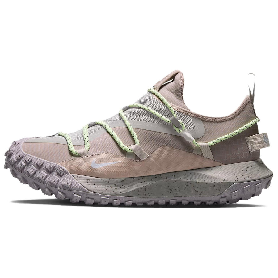ナイキ Nike ACG Mountain Fly Low GORE-TEX "College Grey/Cave Stone/Orewood Brown/Malt" IB7328-003