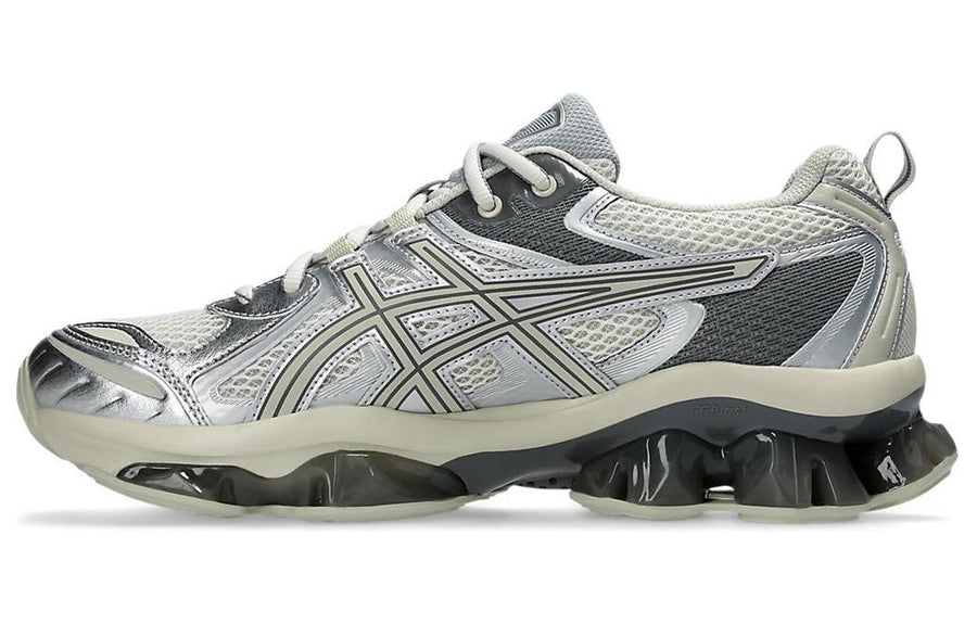 アシックス ゲルクォンタム Asics Gel-Quantum Kinetic "White/Light Dust" 1203A270-101