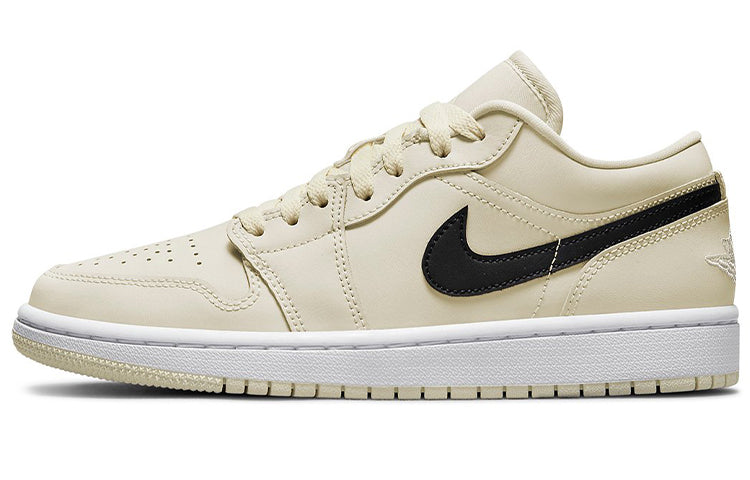 エアジョーダン1 Nike Women's Air Jordan 1 Low "Coconut Milk" DC0774-121