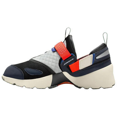ジョーダン Nike Women's Jordan Trunner LX "Rare Air" IM6531-001