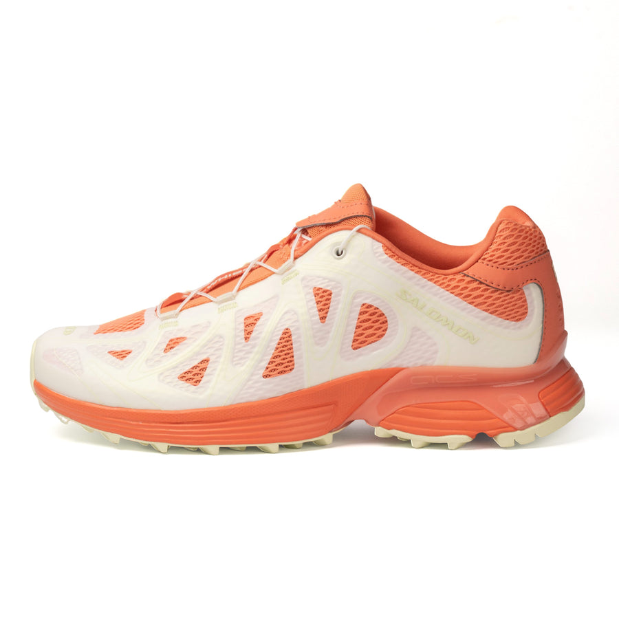 サロモン XT-ウィスパー Ama Lou × Salomon XT-Whisper Void "Vanilla Ice/Fusion Coral/Emberglow" L49128800