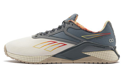 リーボック Street Fighter × Reebok "Trainingmode" GZ9540