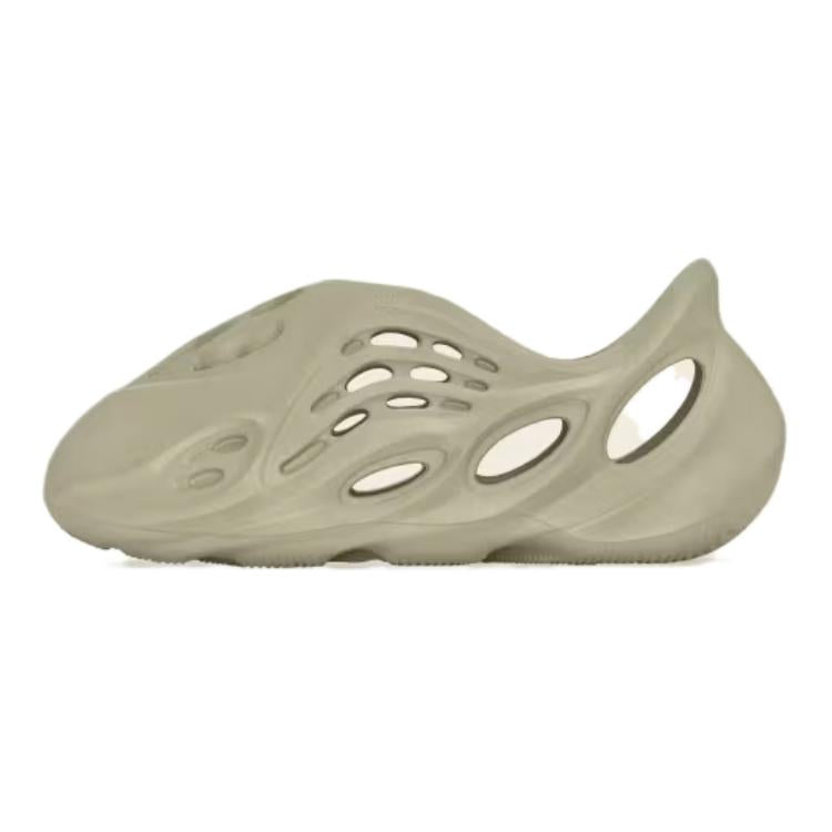 アディダス イージー adidas KIDS YEEZY Foam Runner "Stone Salt" HP5341