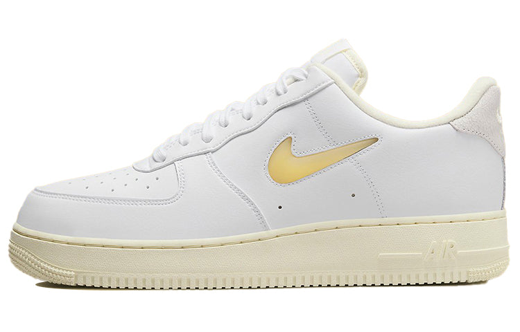 ナイキ エアフォース1 Nike Air Force 1 Low Jewel "Pale Vanilla" DC8894-100