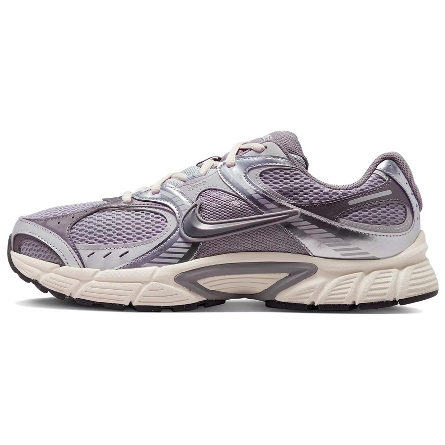 ナイキ Nike V5 RNR "Cement Grey/Grey Fog/Light Orewood Brown/Cement Grey" HJ5228-003