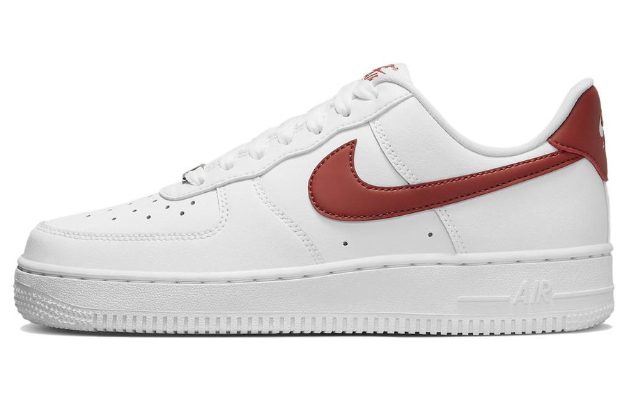ナイキ エアフォース1 Nike Women's Air Force 1 '07 "White/Rugged Orange" DD8959-115