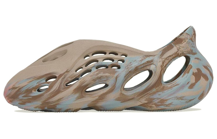 アディダス イージー adidas YEEZY Foam Runner "Mx Sand Grey" GY3969