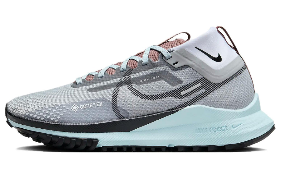 ナイキ ペガサス Nike Women's Pegasus Trail 4 GORE-TEX "Light Smoke Grey/Glacier Blue/Football Grey/Black" DJ7929-005