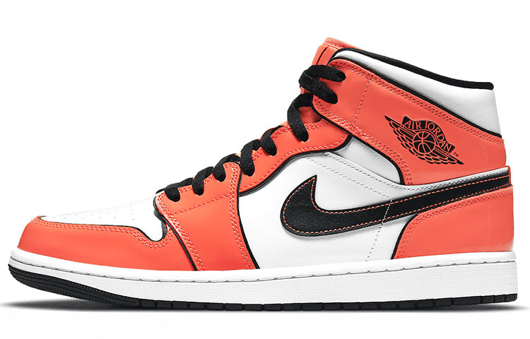 エアジョーダン1 Nike Air Jordan 1 Mid SE "Turf Orange" DD6834-802