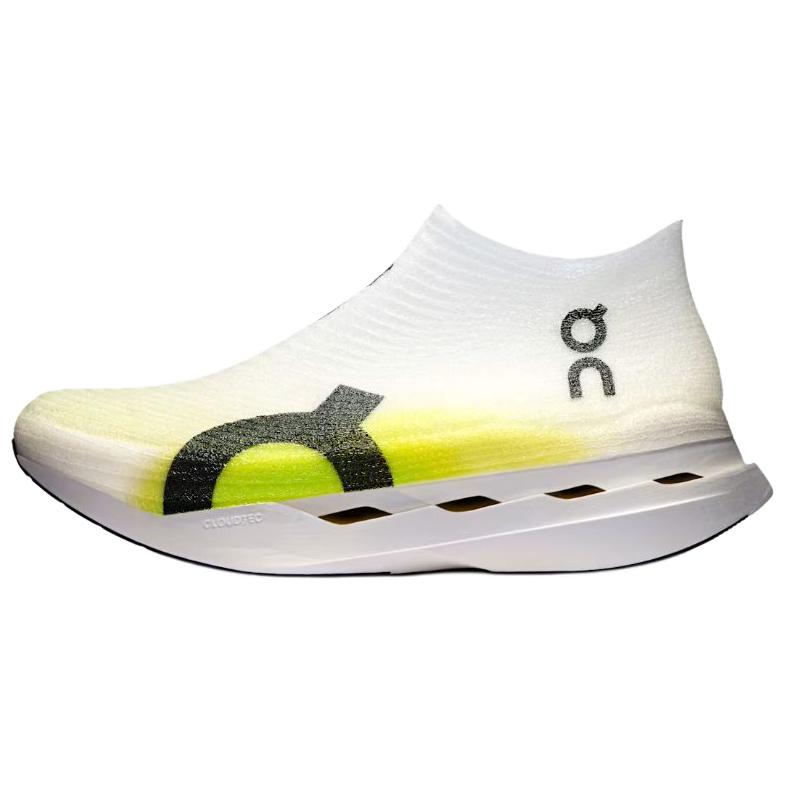 オン On Cloudboom Strike LS "White/Lime" 3UE30012929