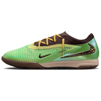 ナイキ ファントム Travis Scott × Nike Phantom 6 Low Elite IC SE "Multi-Color/Metallic Gold" IV2037-900