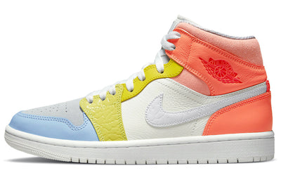エアジョーダン1 Nike Women's Air Jordan 1 Mid "To My First Coach" DJ6908-100