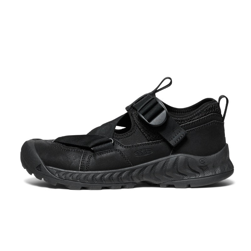 キーン KEEN Hoodzera "Black/Black" 1030481