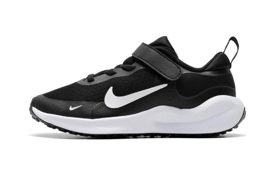 ナイキ レボリューション Nike PS Revolution 7 "Black/White/White" FB7690-003