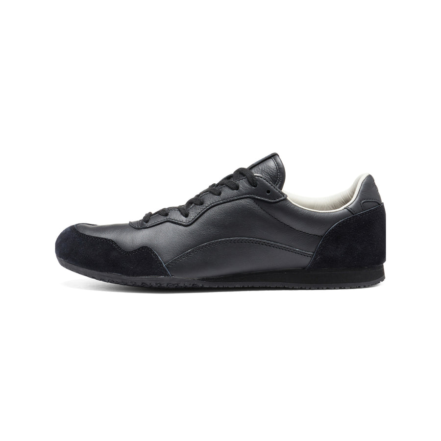 オニツカタイガー Onitsuka Tiger Serrano CL "Black/Black" 1183C252-001
