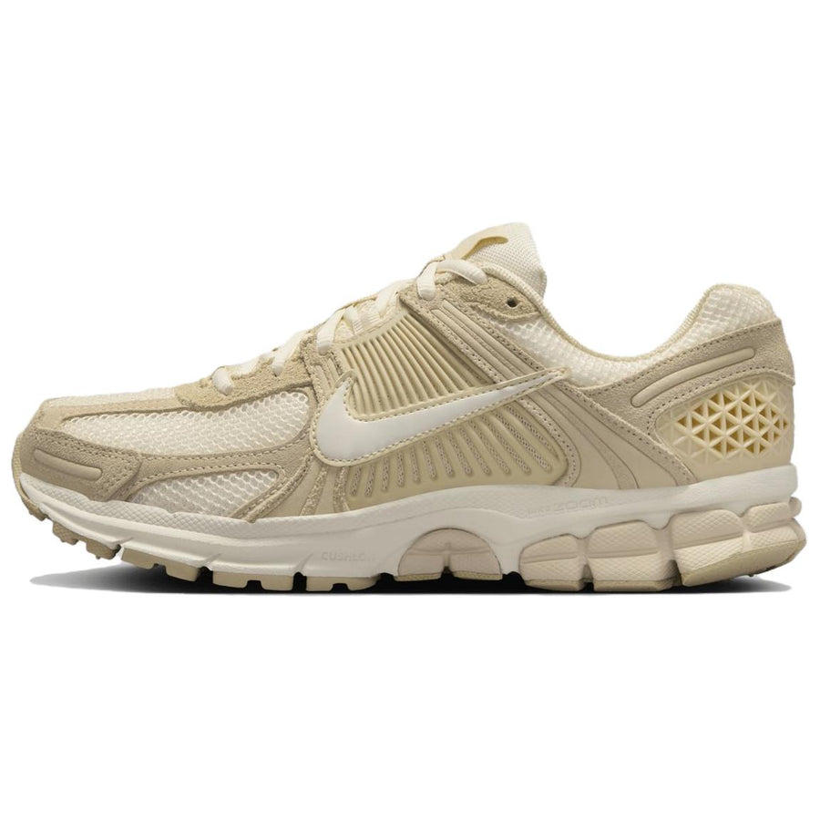 ナイキ ボメロ Nike Women's Zoom Vomero 5 "Beach/Light Khaki/Pale Ivory/Sail" HQ0458-200