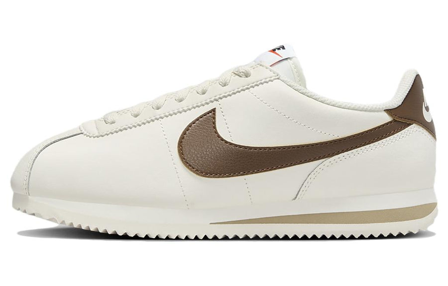 ナイキ コルテッツ Nike Women's Cortez "Sail/Khaki/White/Cacao Wow" DN1791-104